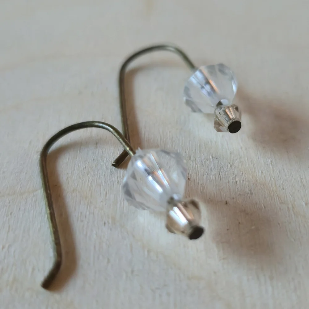Elegant Crystal Shaped Drop Earrings